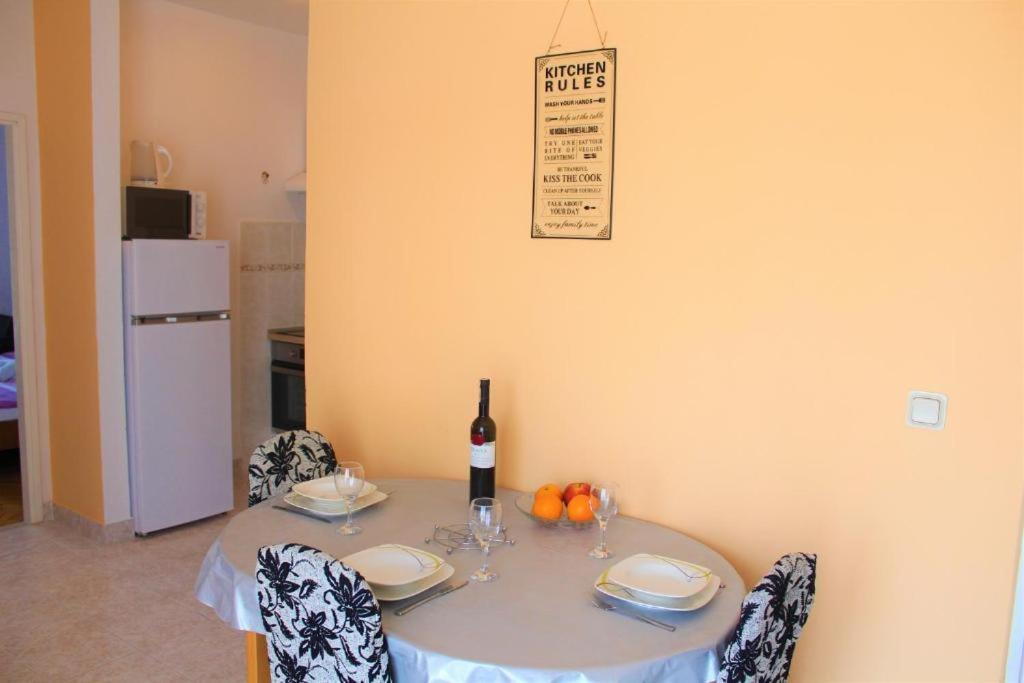 Apartment Nana Primosten Exterior photo
