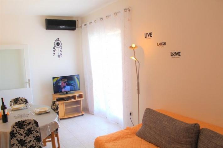 Apartment Nana Primosten Exterior photo